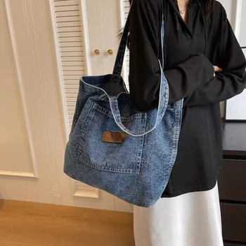 Съобщение за мода 2023 г. Дамска чанта-тоут през рамо Дънкови чанти за студентски отдих Голям размер през рамо с големи джобове за пазаруване
